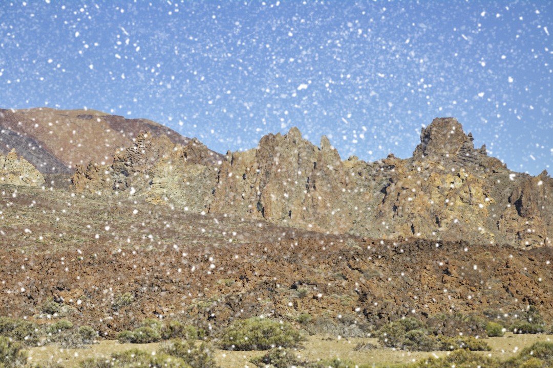 Snow-degraded input with low restoration intensity